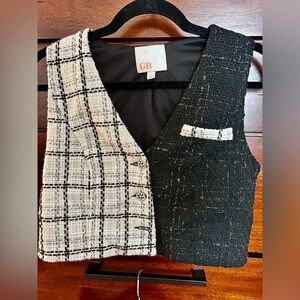 Medium black and white fashion suit jacket